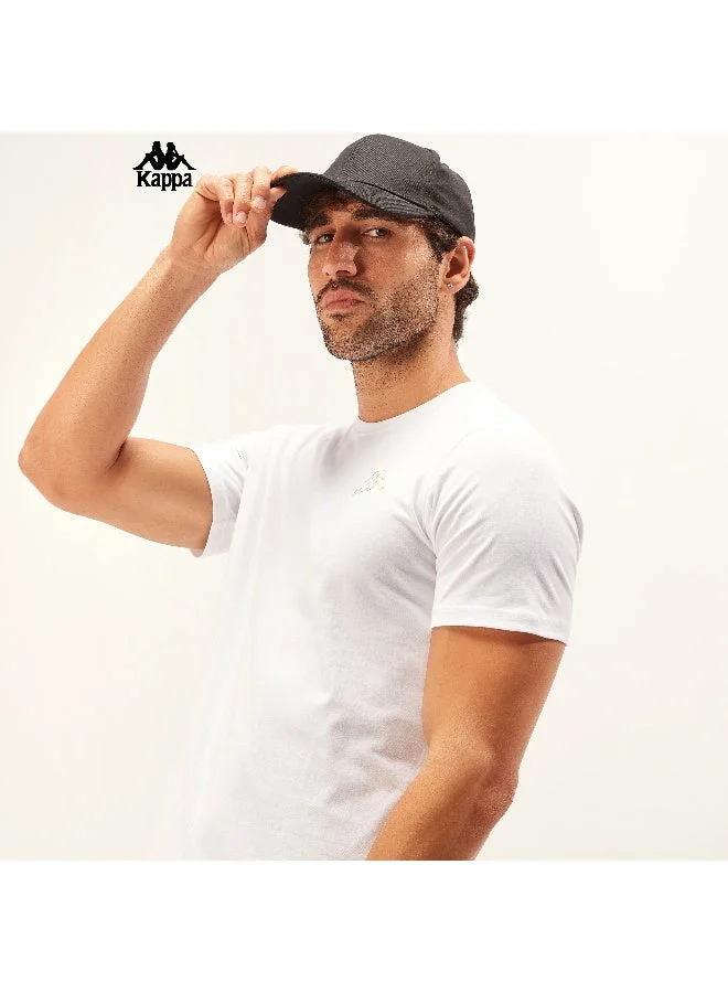 كابا تيشيرت بقصّة عادية وياقة ضيّقة وأكمام قصيرة من كابا