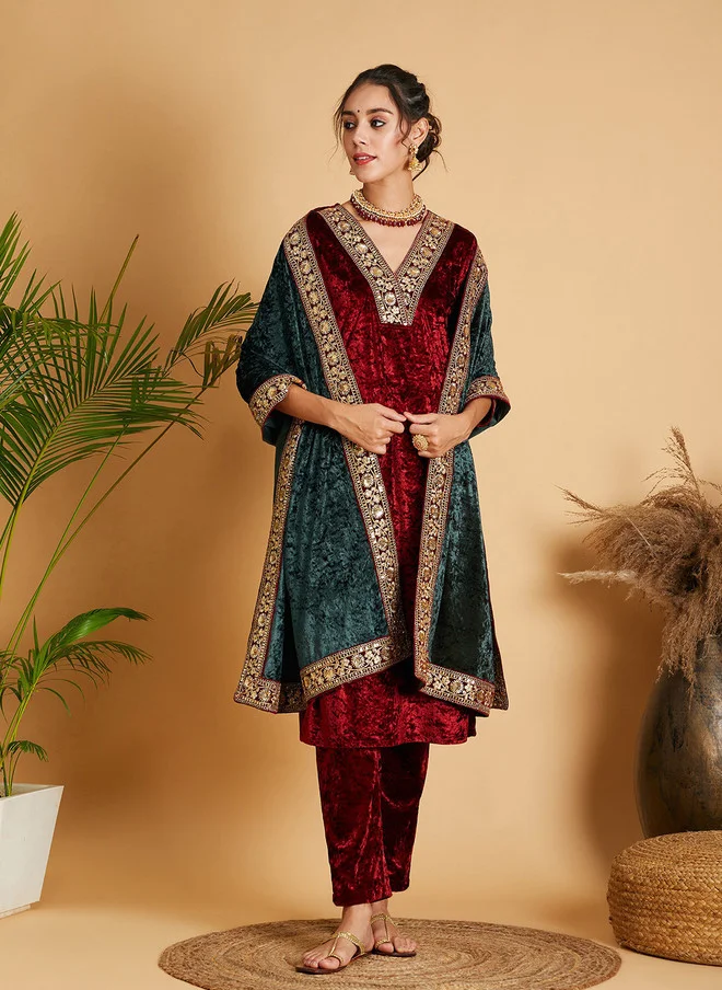 SASSAFRAS Velvet Sequinned Dupatta With Embellished Border For Women