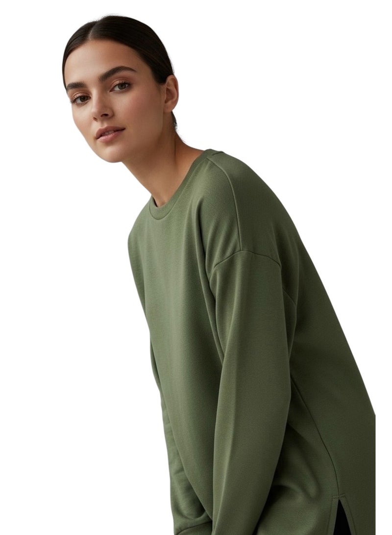 An olive-green plain sweatshirt with a round neckline and a normal fit. - Image 2