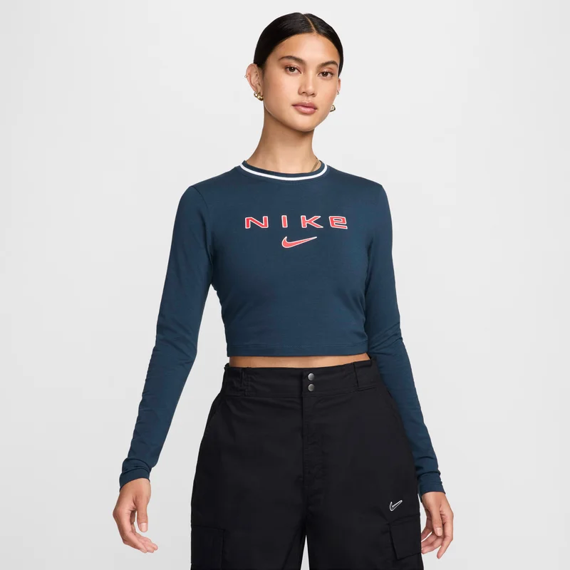 Nike Women's Sportswear Chill Long-Sleeve Cropped Graphic Tee