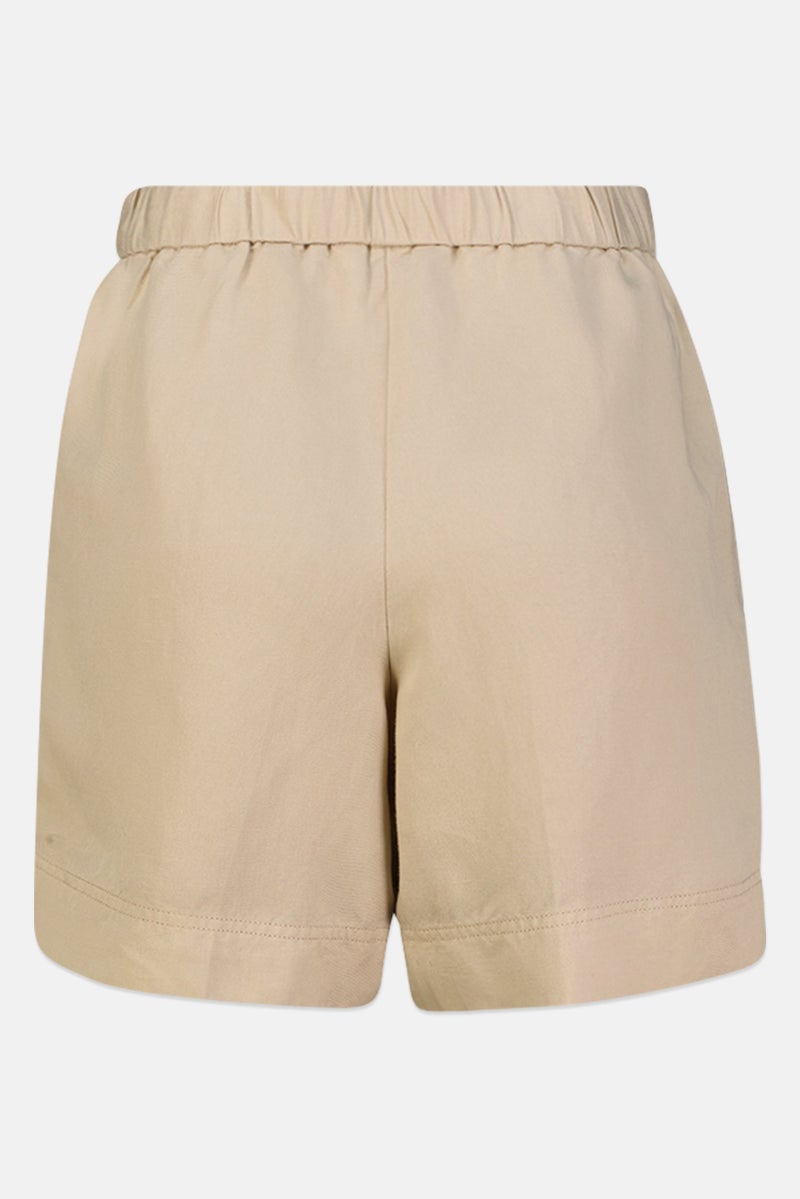 GANT Women Relaxed Fit Solid Basic Shorts, Beige - Image 3