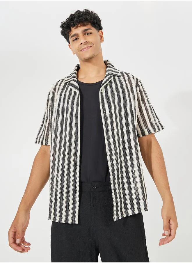 ستايلي Jacquard Stripe Pattern Resort Collar Relaxed Shirt