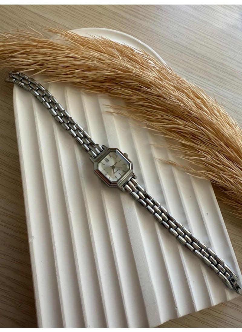 QUARTZ Retro Minimal Wicker Strap Vintage Women's Wristwatch Beaded Model Tiny  - Image 3