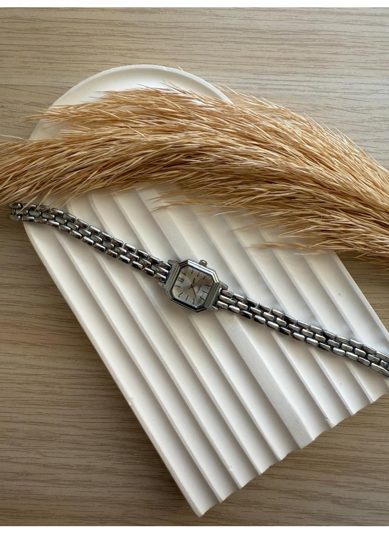QUARTZ Retro Minimal Wicker Strap Vintage Women's Wristwatch Beaded Model Tiny  - Image 4