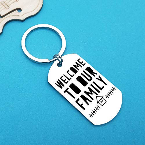 Xiahuyu Daughter-in-Law Gifts Son in Law Keychain Gifts for Welcome to Our Family Keychain Wedding Gift for Daughter in Law from Mother in Law Father in Law - Image 5