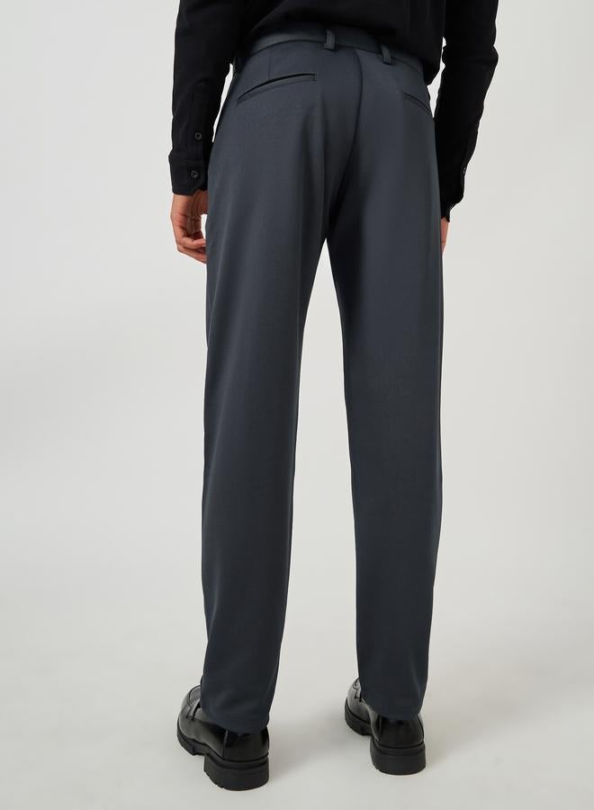 Styli Solid Slim Fit Knitted Pants - Image 4