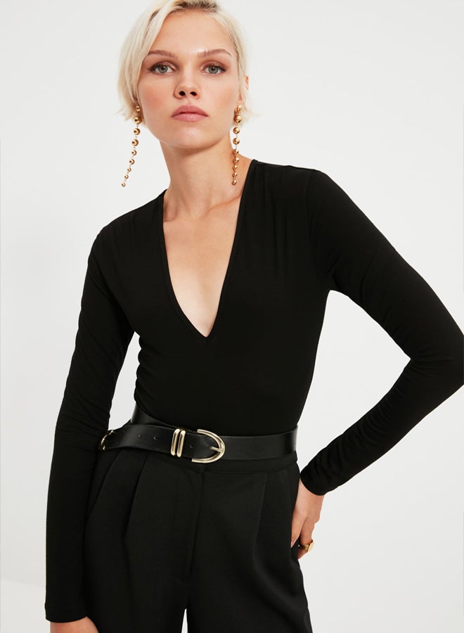 trendyol Black Deep V-Neck Snap Knit Bodysuit  - Image 1