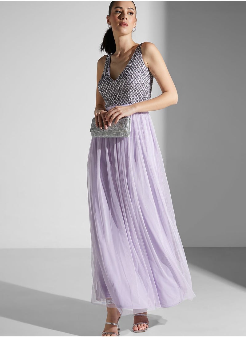 QUIZ - Sequin Lace Detail Dress - Image 1