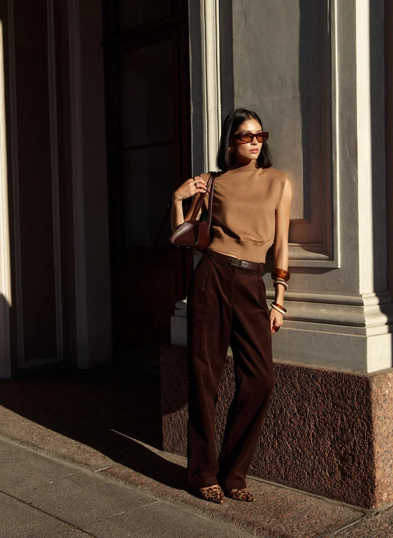 Lichi Velvet trousers with waist pleats
