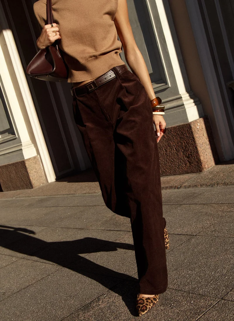 Lichi Velvet trousers with waist pleats