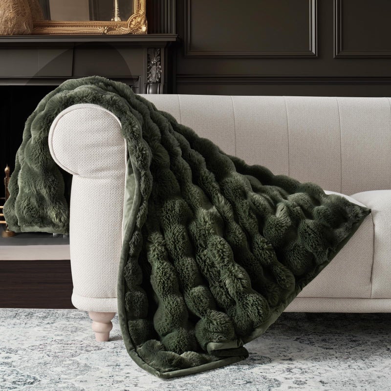 EverGrace Ultra Soft Luxury Fluffy Faux Rabbit Fur Throw Blanket, Thick Warm Bubble Throw for Bed, Cozy Plush Reversible Blankets for Couch, Chair, Sofa, Green, 50x60 Inches - Image 1