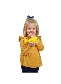 ROBO ALIVE Junior Baby Shark New Silicon Fins Version Singing And Swimming Baby Shark (Yellow) By Zuru  - Image 4