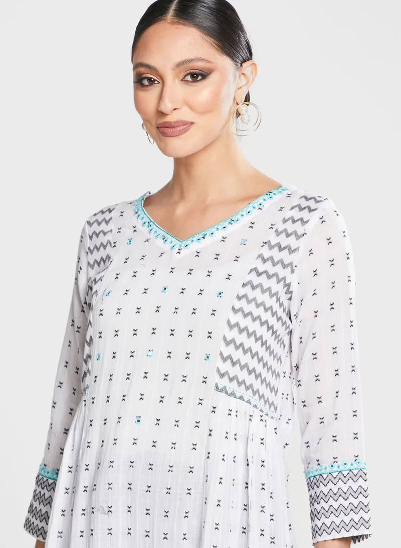 globaldesi V-Neck Printed Kurti