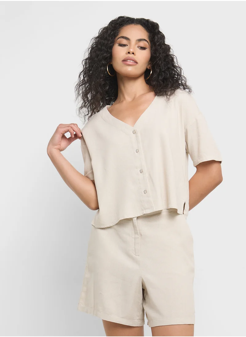 فيرو مودا Button Down V-Neck Shirt