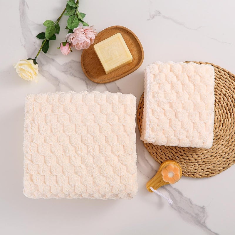 Home-Cloud Microfiber Soft & Fuffy Bath Towel 400 GSM with Hanging Loop| 3X Softer Than Cotton Towels | Highly Absorbent| Perfect for Home, Pool & Gym | Set of 2 (1Bath(140x72cm), 1Face Towel(75x35cm) - Image 4