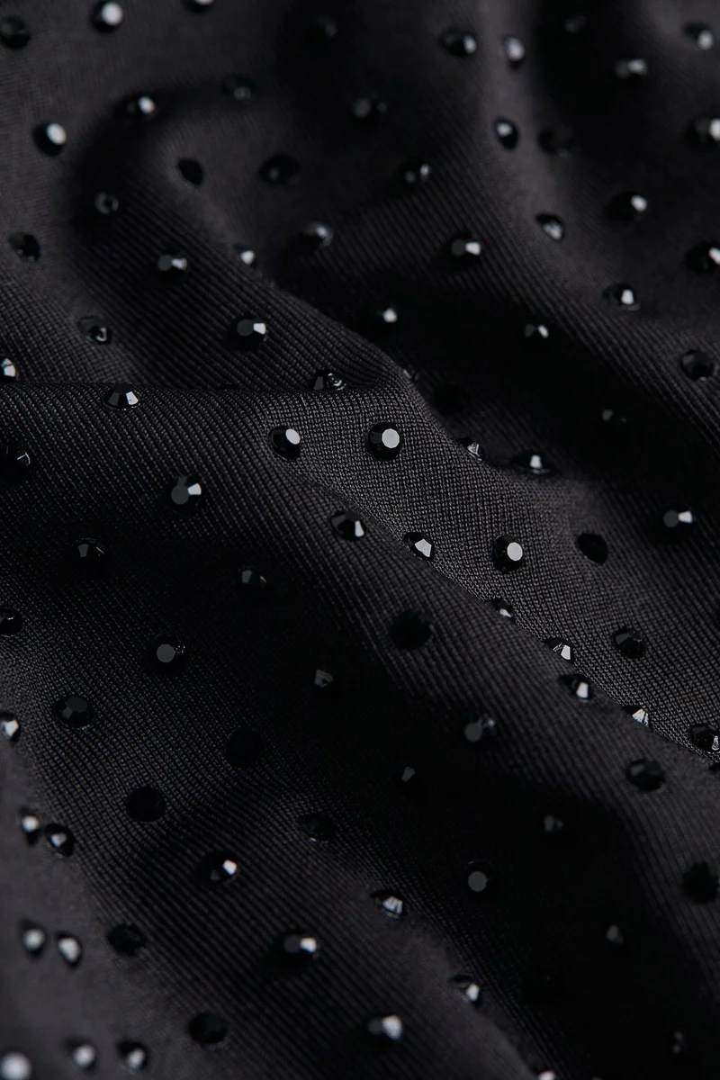 اتش اند ام فستان مزخرف بأحجار الرايون