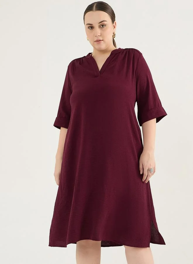 فيميلا Femmella Plus Size Pleated V-Neck Knee Length Dress
