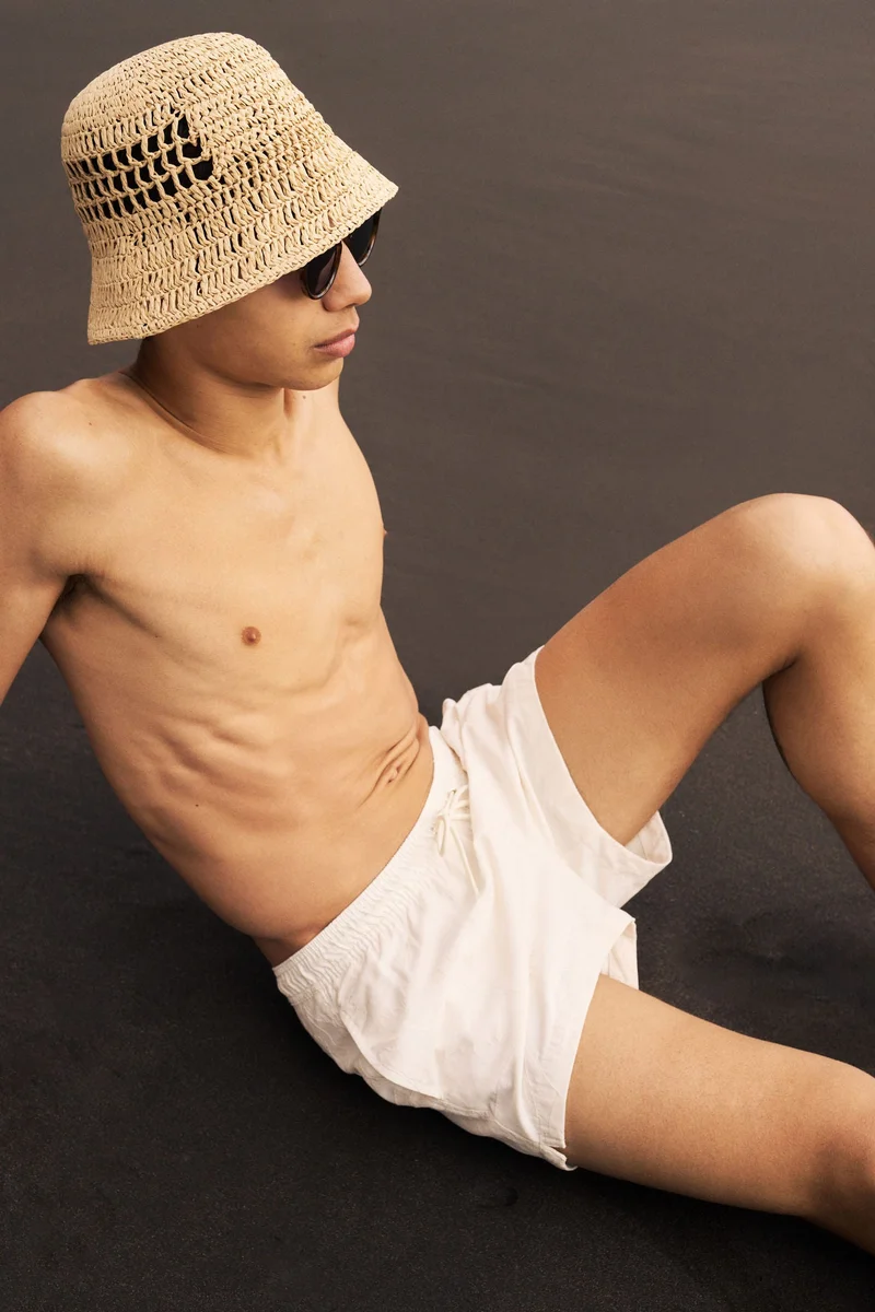 H&M  Embroidery-pattern swim shorts for Men | Best Price UAE