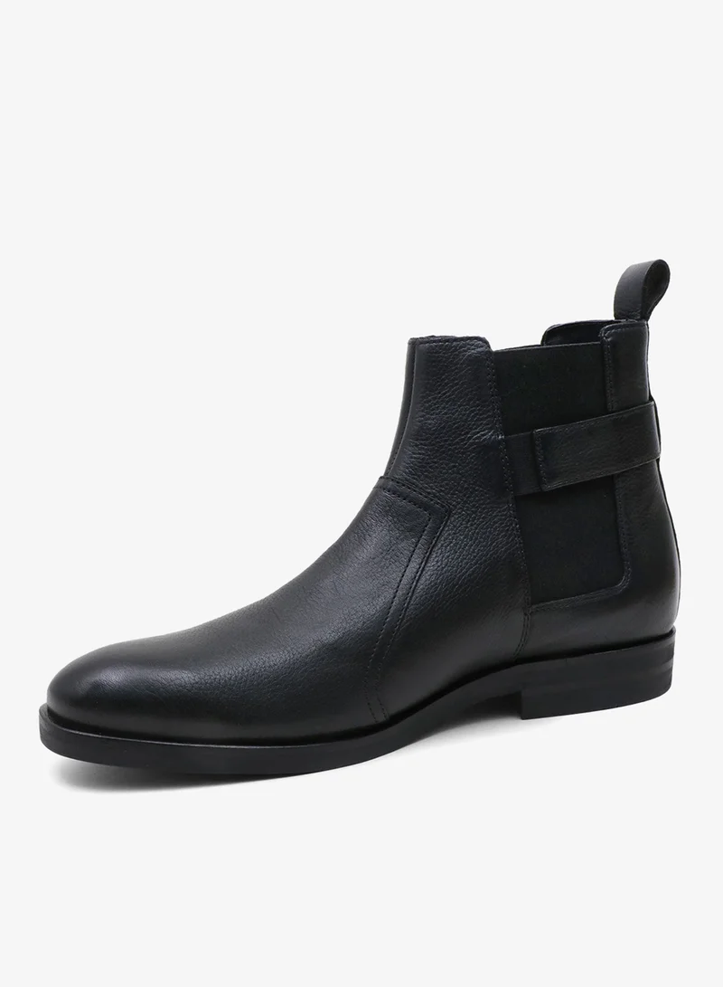 توني روسي أدلي تي آر