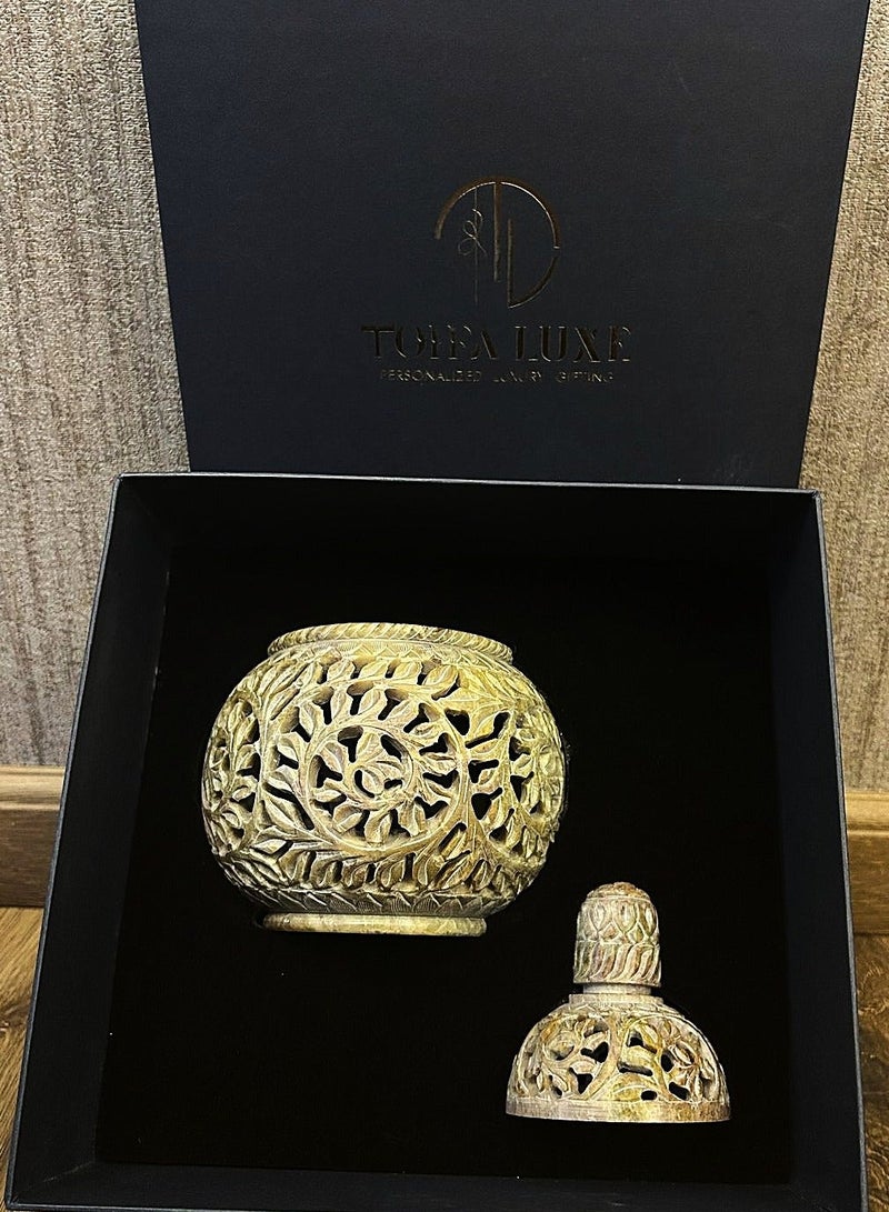Tohfa Luxe Majestic Hand-Carved Marble Bukhoor & Diffuser Oil Burner – 15 cm x 19 cm, Pure Marble with Brass Accessories, Luxury Gift Box, UAE-Inspired Artisan Home Décor - Image 4