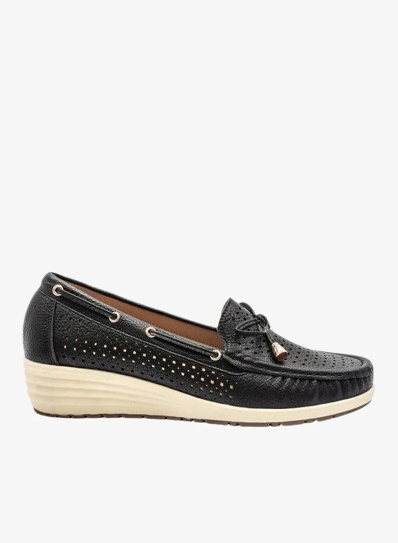 Le Confort Textured Slip-On Mocassins with Bow Detail