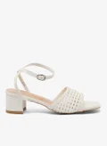 ايلا أبيض