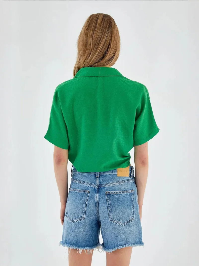 MixRay Mixray V-Neck Tie Closure Slim Fit Crop Shirt