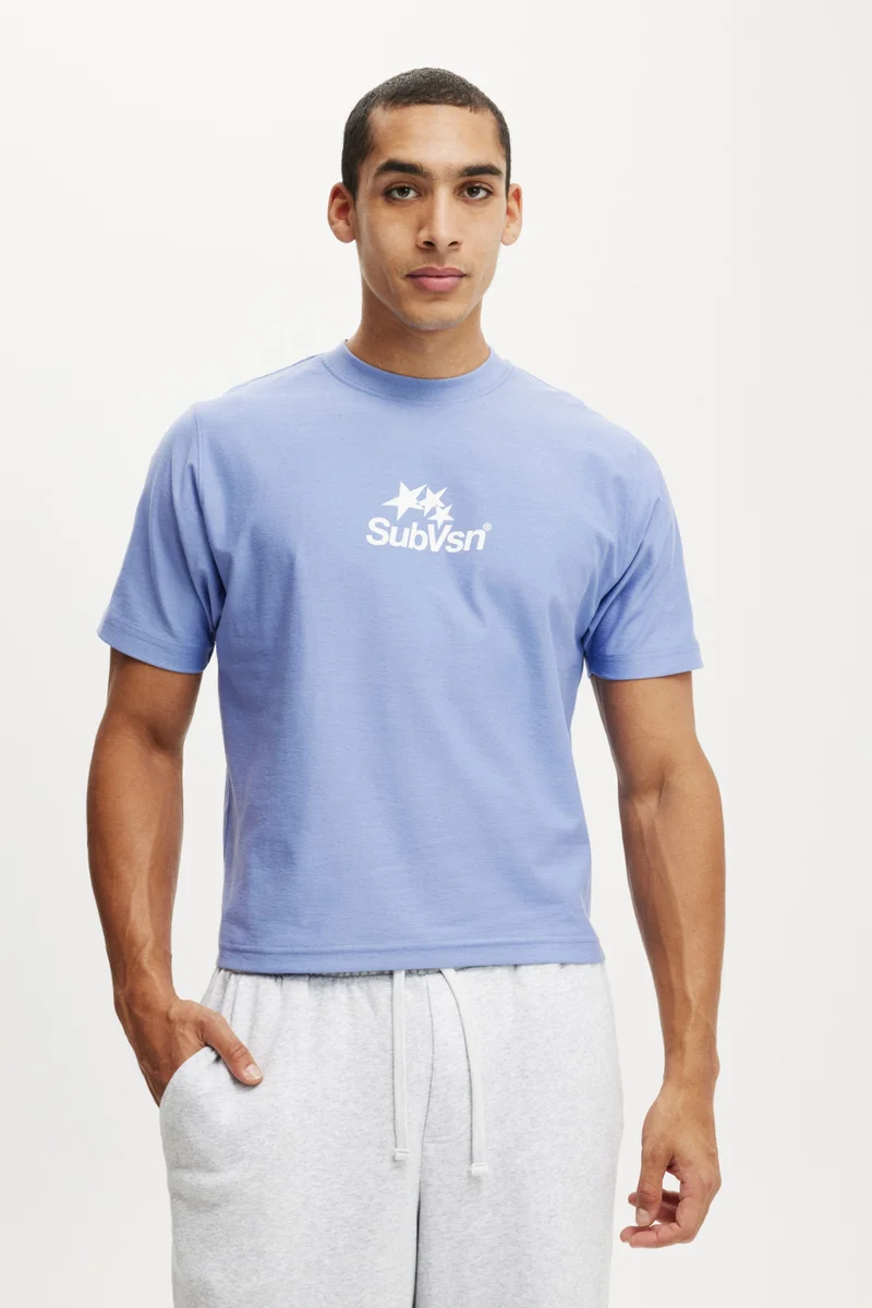 كوتون اون تيشيرت برسومات بقصة قصيرة