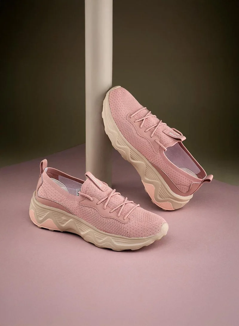 CAMPUS Women’s Low Top Sneakers – Sleek Lace Up Fit Shoes with Bold Patterned Sole for a Standout Look