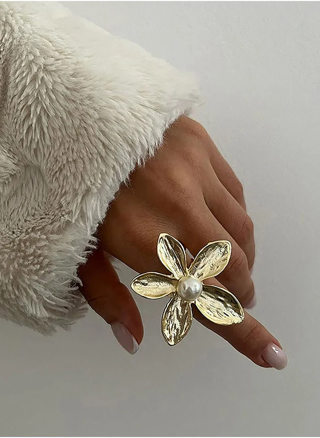 تايك تو Faux Pearl Detail Flower Ring