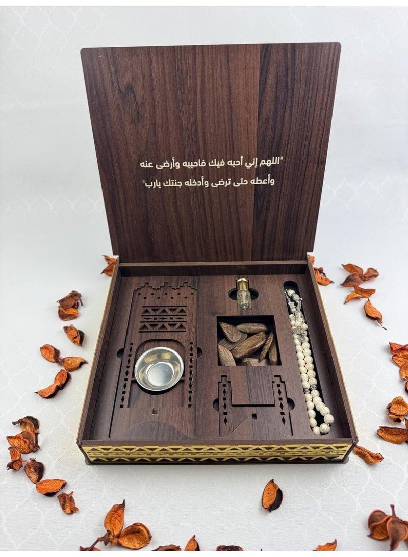 Samrix Wissam Box:  A luxurious wooden box with acrylic side decorations, containing 5 grams of enhanced Moroccan oud, a quarter tola of oud oil, a rosary, and an incense burner.  ✔ Luxurious wooden box with an elegant design  ✔ Decorated with acrylic sides ✔ Contains high-quality enhanced Moroccan oud ✔ 5 grams of Moroccan oud ✔ A quarter tola of premium oud oil ✔ Elegant rosary with a sophisticated design ✔ Luxurious incense burner for using oud ✔ Long-lasting fragrance ✔ Suitable for luxury gifts and special occasions ✔ Ideal for formal and corporate gifts ✔ A design that combines authenticity and modernity ✔ High-quality materials for durability ✔ Reflects refined taste and luxury ✔ A complete gift for oud and perfume lovers ✔ Suitable for holidays and religious occasions - Image 3