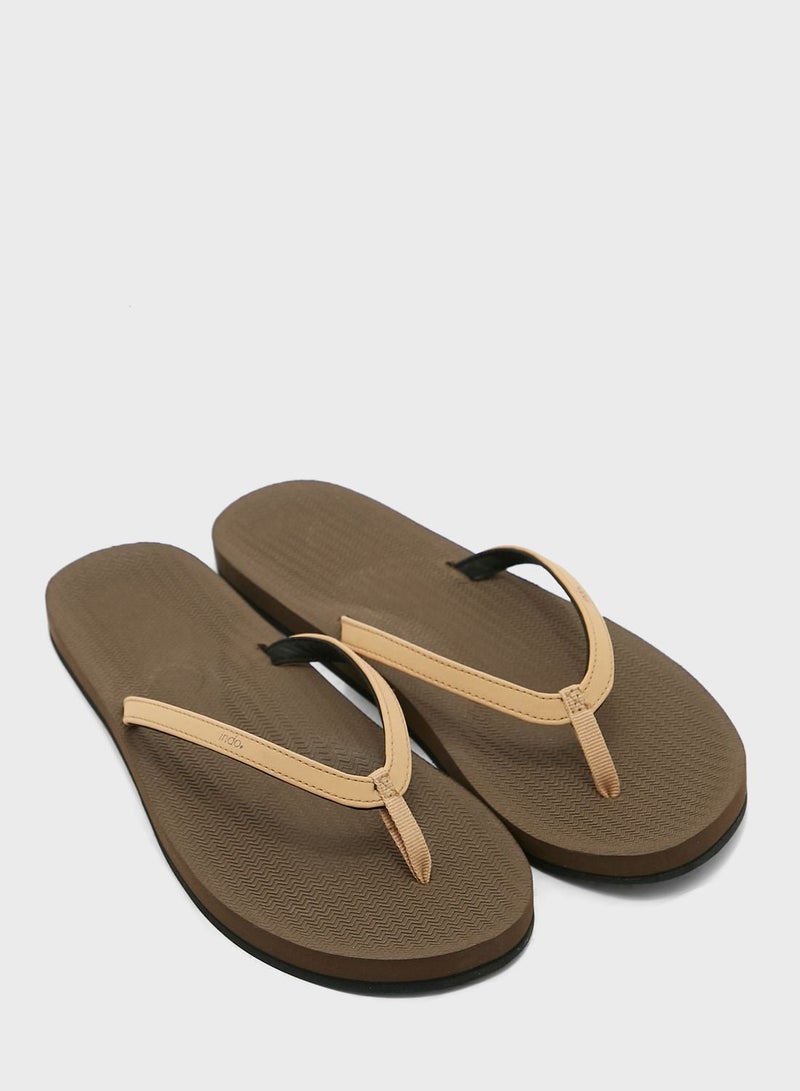 indosole Casual Flip Flops - Image 2
