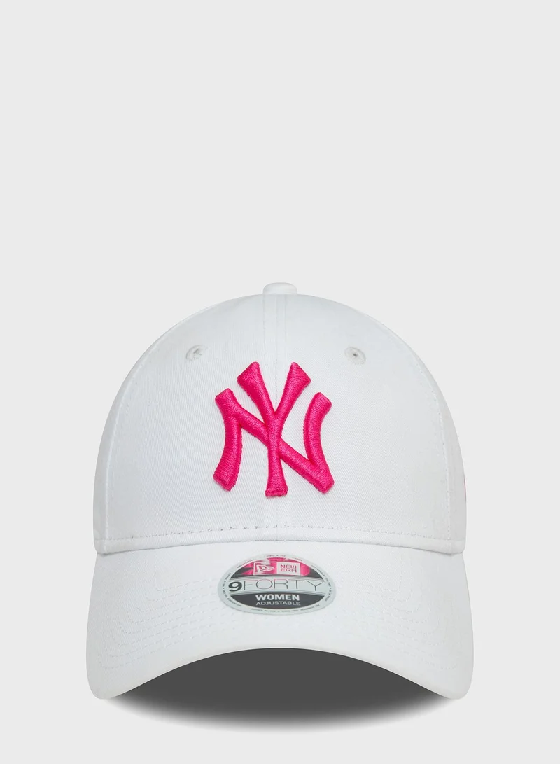 NEW ERA 9Forty New York Yankees Essential League Cap