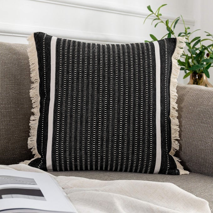 MODERN THROW PILLOW COVER WITH TASSELS DECORATIVE LIANA FRINGE ACCENT CUSHION CASE FARMHOUSE WOVEN PILLOWCASE FOR SOFA CHAIR COUCH BED DECOR LUMBAR 18 X 18 INCHES BLACK