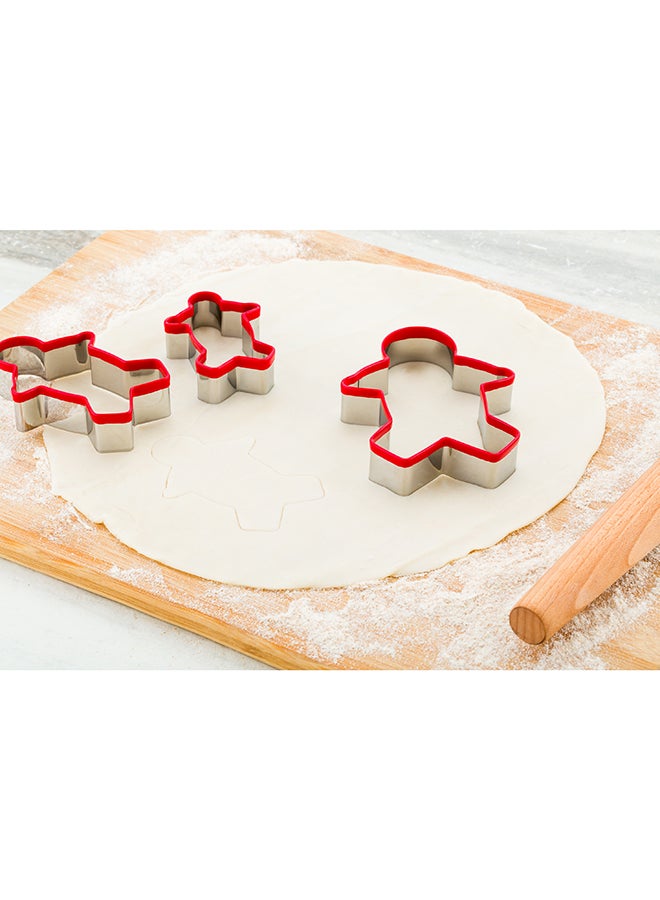 Restaurantware Pastry Tek 3-Piece Gingerbread Man Cookie Cutters, 1 Comfort Grip Gingerbread Cookie Cutter - Multiple Sizes, 3-Piece Set, Red Metal Cookie Cutters Gingerbread, Precise Cuts, - Image 4