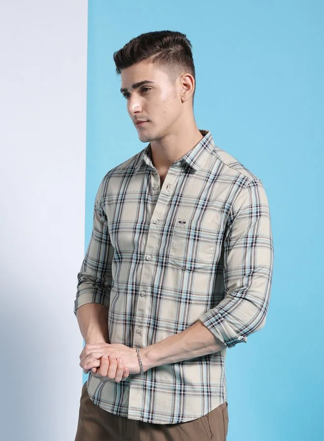The Indian Garage Co Men Slim Fit Checkered Full Sleeves Cutaway Collar Casual Shirt