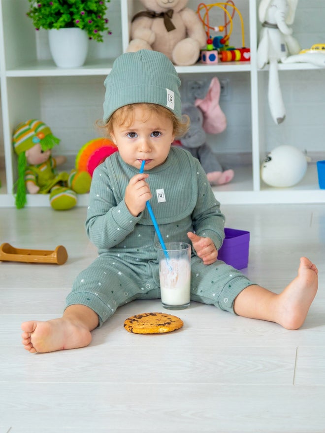 Babies Basic Premium Ribbed Cotton Sleepsuit Romper with Cap and Bib - Image 3