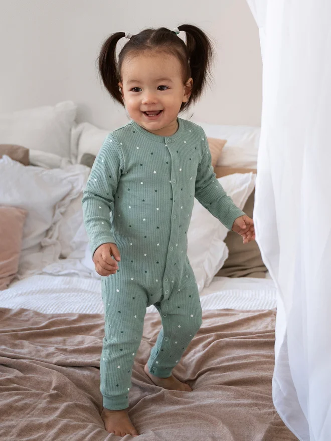 بابيز_بيسك Babies Basic Premium Ribbed Cotton Sleepsuit Romper with Cap and Bib