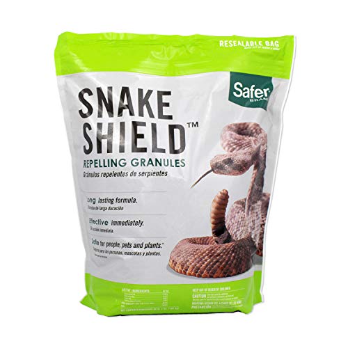 Safer 5951 Snake Shield Granular Repellent - Outdoor Snake Repelling Granules 4LB Snake Shield Repellent - Repels Againts Poisonous and Non-Poisonous Snakes - Image 1