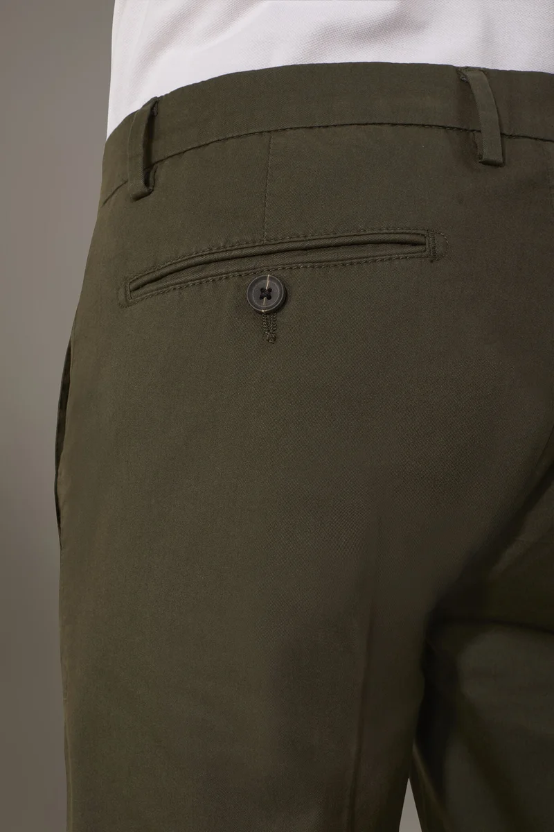 Doppelganger  Regular fit trousers in twill construction - Military for Men | Best Price UAE
