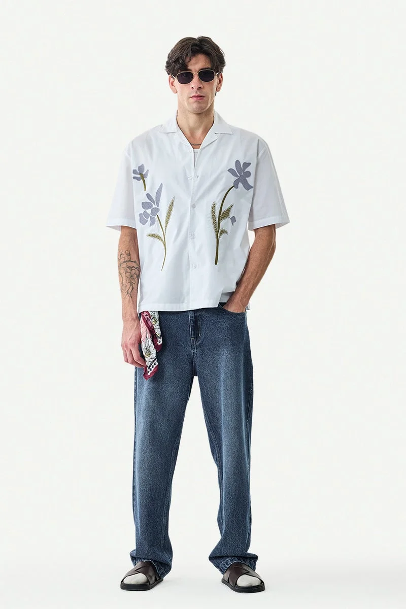 سنيتش White Floral Half Sleeve Boxy Shirt