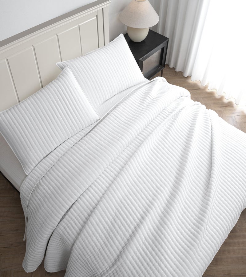 Petrichor White Quilt King Size Bedspread-Pre-Washed Lightweight for All Seasons,Ultra Soft & Breathable Comforter,Machine Washable,3-Piece Set:1Quilt(106" x96â€) and 2 Pillow Shams(20"x36") - Image 2