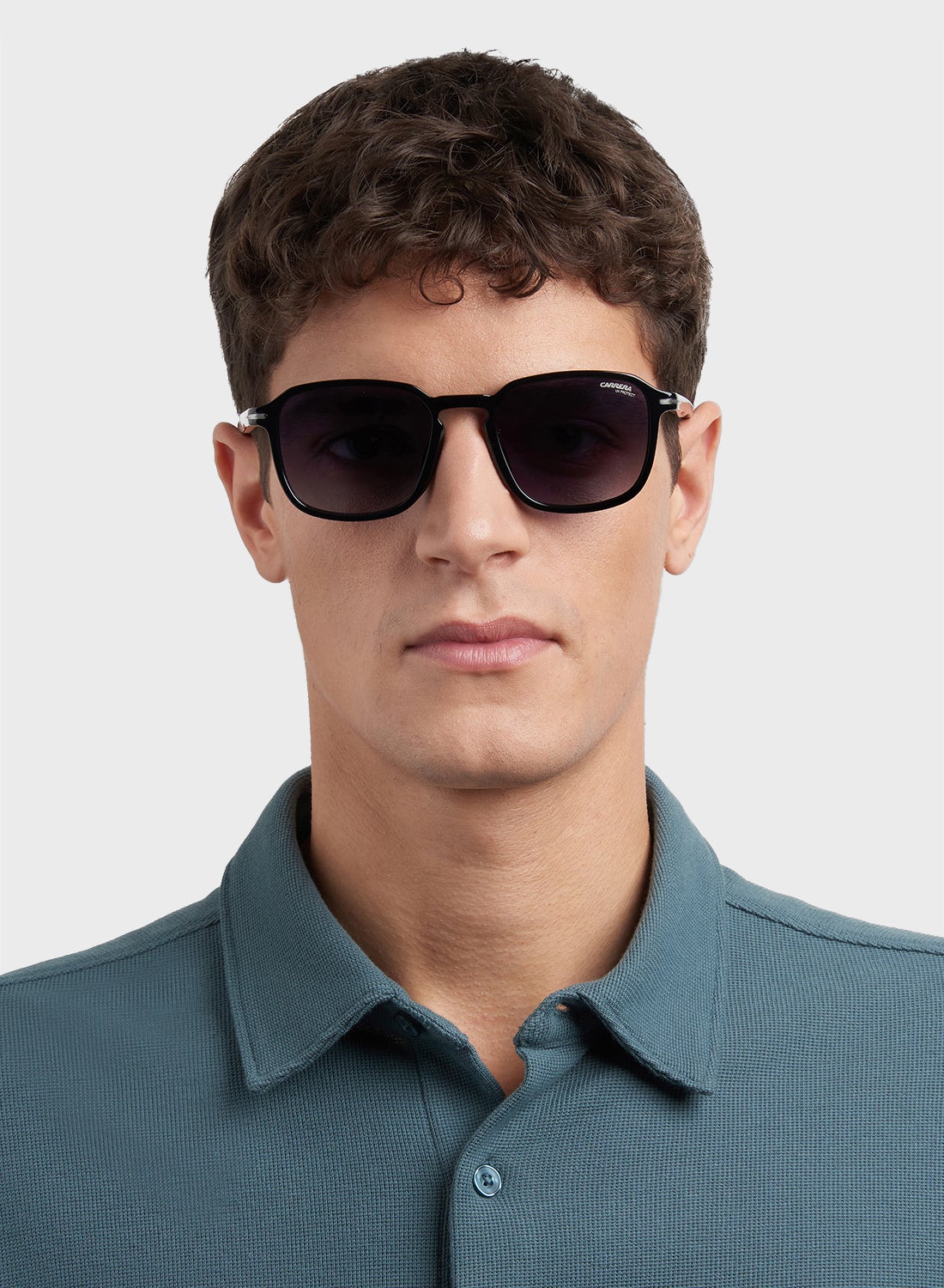 كاريرا ٣٢٨س