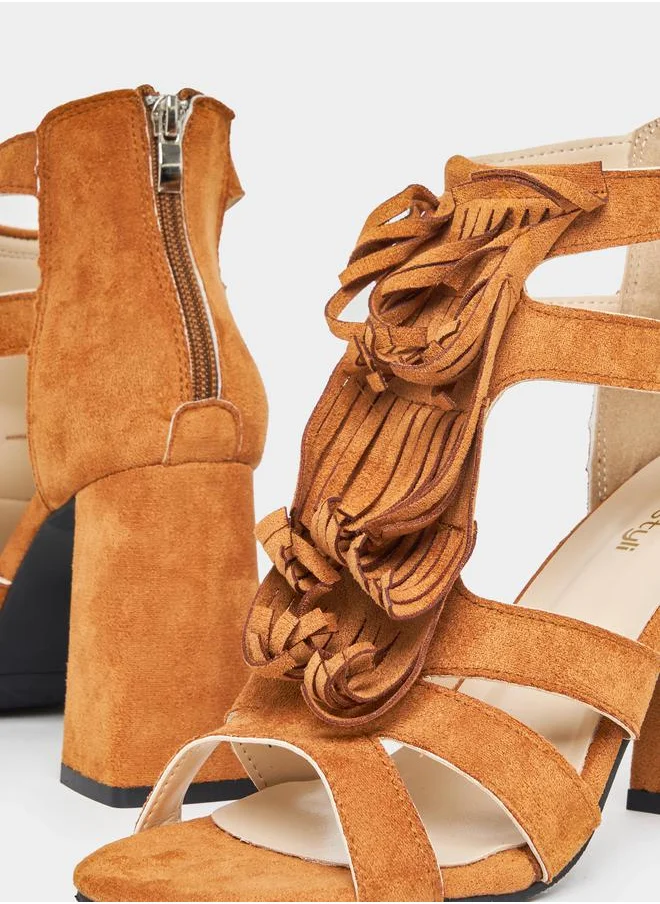 Styli Fringe Design Block Heel Sandals