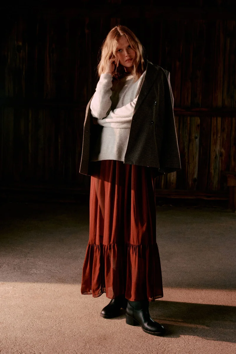 H&M MAMA Slit-hem jumper