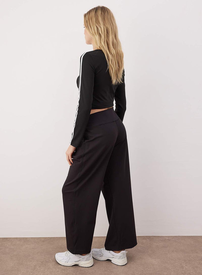 trendyol Black Brushed Soft Fabric Knitted Sports Sweatpants - Image 4
