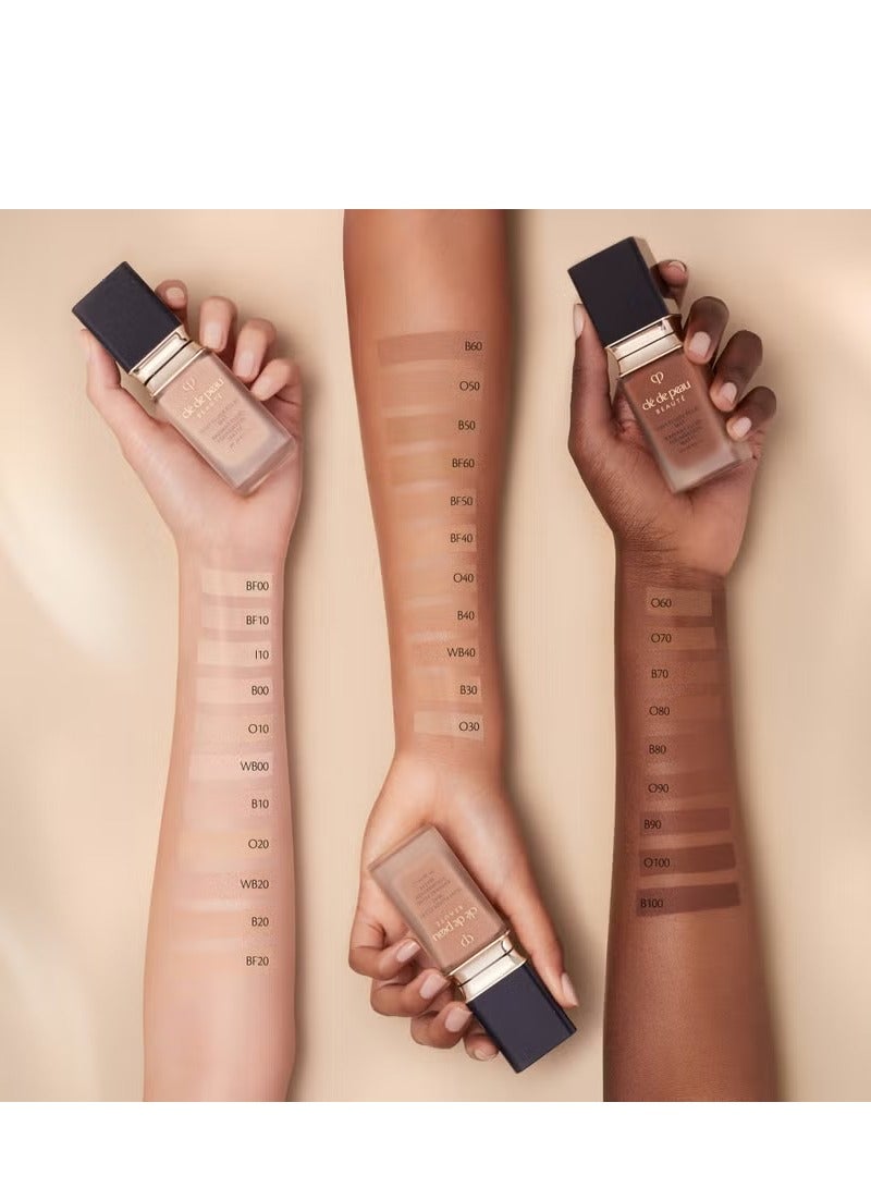 كلي دي بو بيوتي كريم أساس سائل راديانت من كلي دو بو بيوتي مطفي - BF40 - Image 4