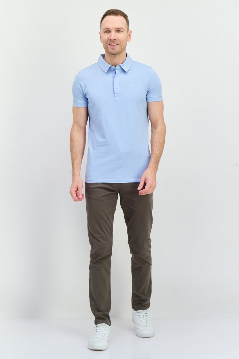 CROSSHATCH تي شيرت بولو بأكمام قصيرة للرجال بتصميم عادي مع شعار مطرز، أزرق فاتح - Image 2