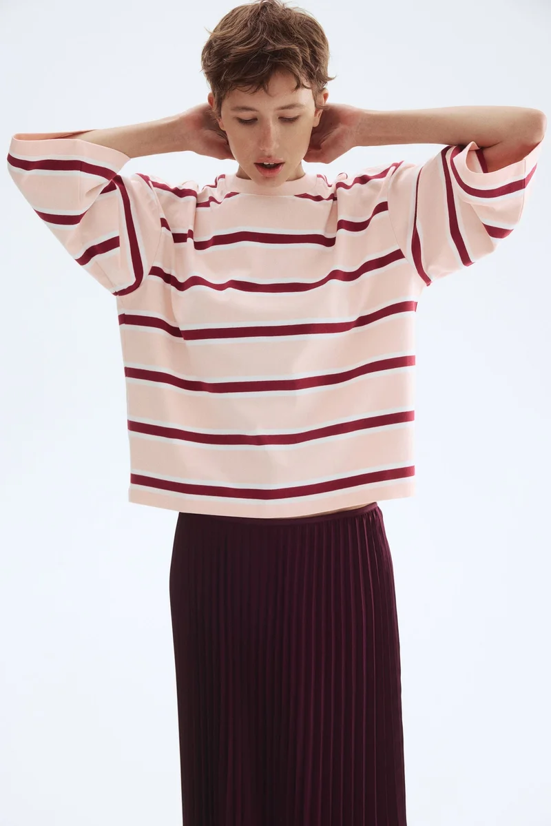 اتش اند ام بلوزة قطنية بقصة واسعة