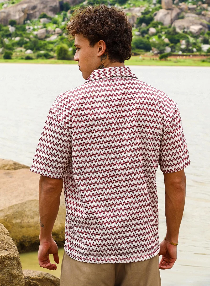 Campus Sutra Campus Sutra Men's Brown & White Chevron-Striped Oversized Shirt For Casual Wear | Cuban Collar | Short Sleeve | Button Closure | Oversized Shirt Crafted With Comfort Fit For Everyday Wear